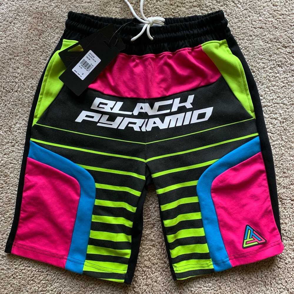 Black Pyramid Fastway Shorts